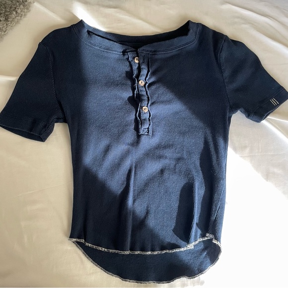 UO BDG Harvey Henley Tee - Picture 4 of 4